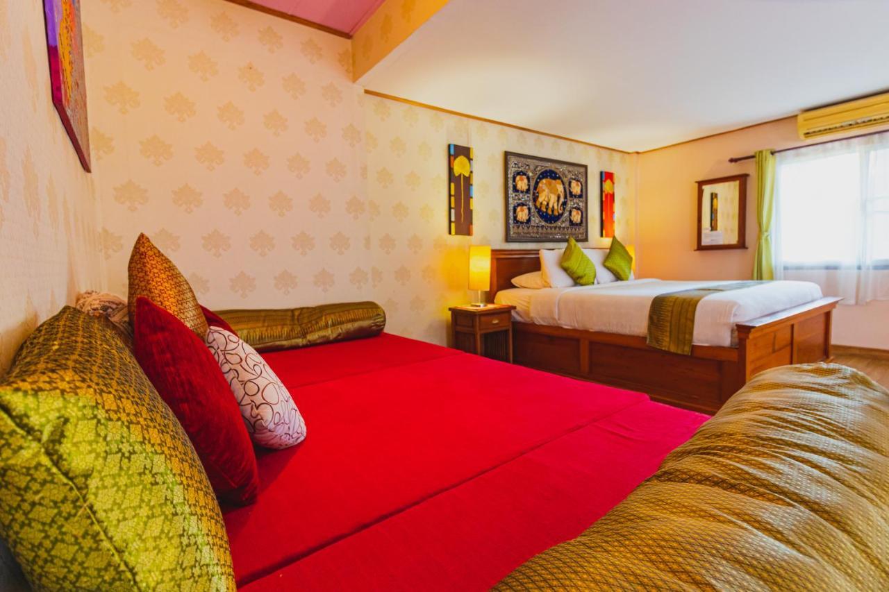 Joy'S House & Tour Bed & Breakfast Chiang Mai Exterior photo